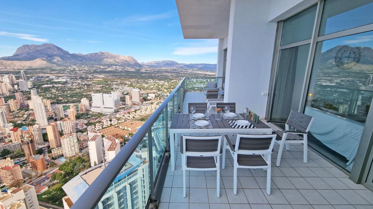 Skyline 41 Gran Lujo, Terraza Grande Y Vistas Al Mar - Planta 41 Apartment เบนิดอร์ม ภายนอก รูปภาพ